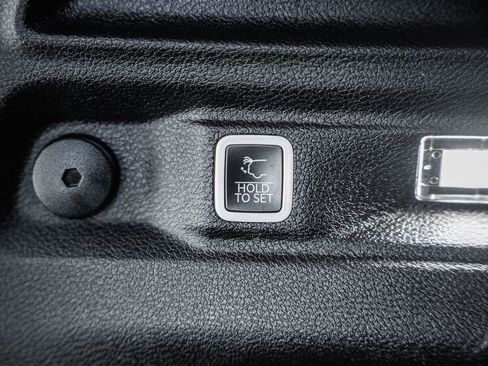 Certified 2024 Jeep Grand Cherokee L Limited image 14