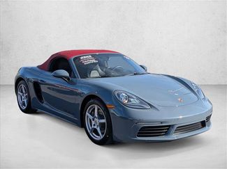 Used 2017 Porsche 718 Boxster w/ Sport Chrono Package video 4