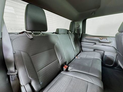 Used 2025 Chevrolet Silverado 1500 LT image 27