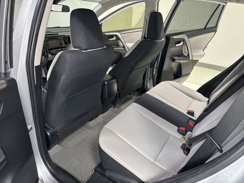 Used 2018 Toyota RAV4 XLE image 23