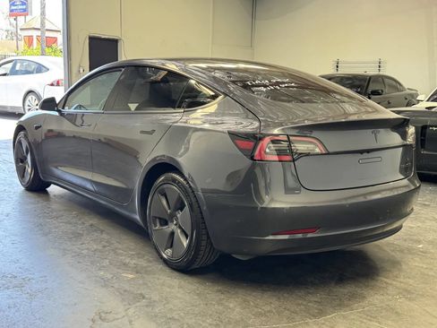 Used 2022 Tesla Model 3 Long Range AWD/4WD image 2