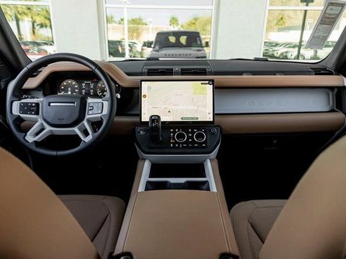 New 2026 Land Rover Defender 110 X-Dynamic SE image 18