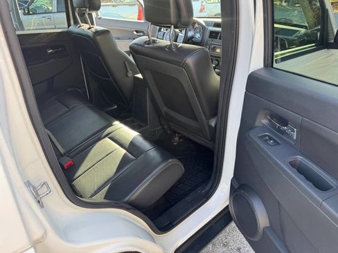 Used 2012 Jeep Liberty Sport image 15