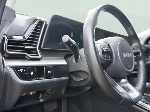 Used 2023 Kia Sportage EX FWD image 12
