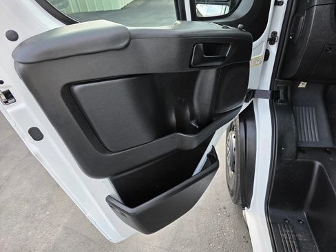 Used 2023 RAM ProMaster 3500 image 18