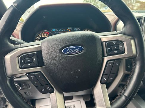 Used 2018 Ford F150 Platinum w/ Equipment Group 701A Luxury image 17