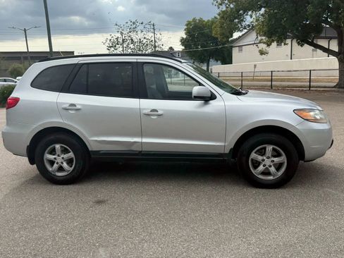 Used 2008 Hyundai Santa Fe GLS FWD image 5