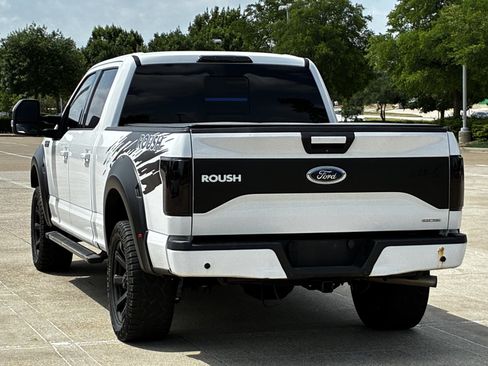 Used 2016 Ford F150 XLT w/ Equipment Group 302A Luxury AWD/4WD image 11