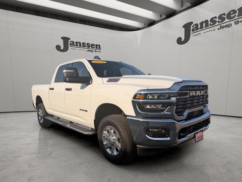 Used 2026 RAM 2500 Big Horn AWD/4WD image 6