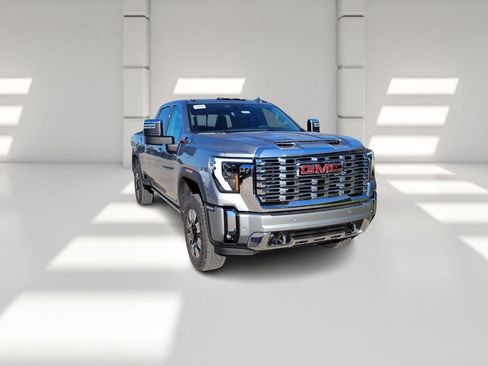 New 2026 GMC Sierra 2500 Denali w/ Denali Reserve Package image 3