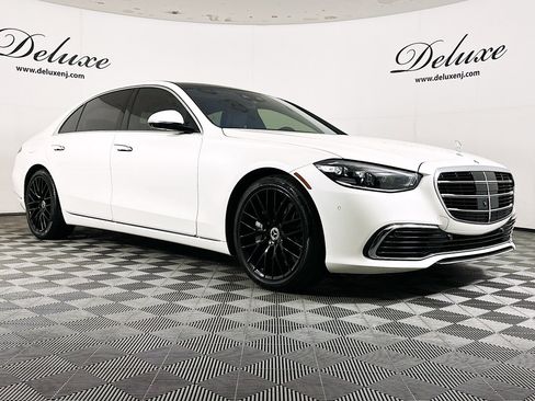 Used 2021 Mercedes-Benz S 580 4MATIC Sedan image 1
