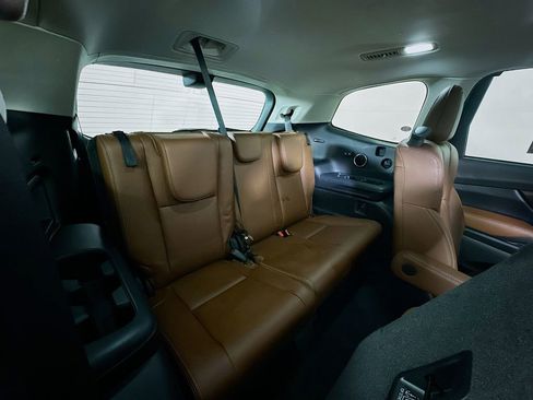 Used 2020 Subaru Ascent Touring image 14