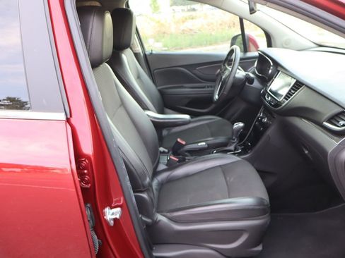 Used 2021 Buick Encore Preferred w/ Safety Package AWD/4WD image 22