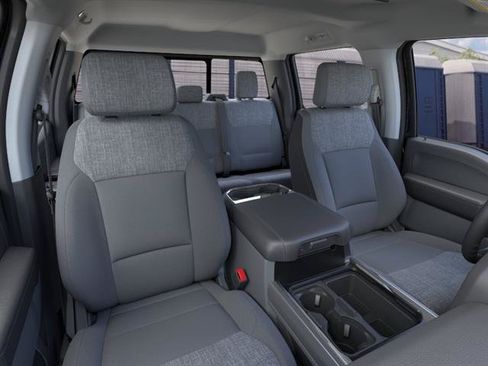 New 2026 Ford F250 XLT w/ XLT Premium Package AWD/4WD image 10