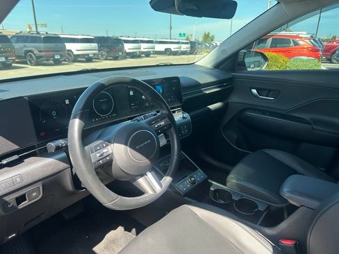 Certified 2024 Hyundai Kona Limited FWD image 7