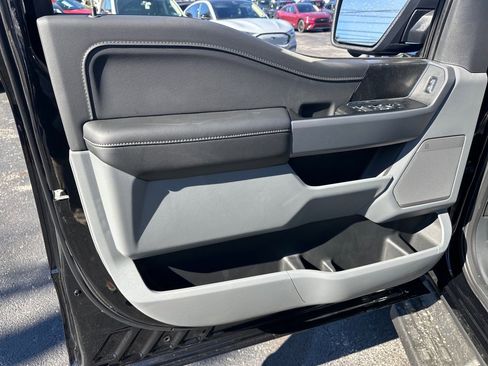 New 2025 Ford F150 Lightning Flash image 19