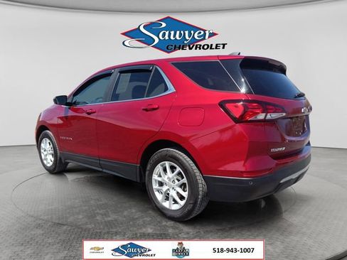 Used 2024 Chevrolet Equinox LT AWD/4WD image 3