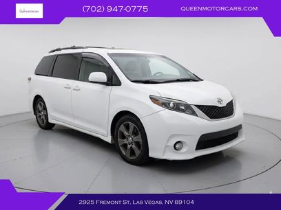 Used 2016 Toyota Sienna SE w/ SE Preferred Package