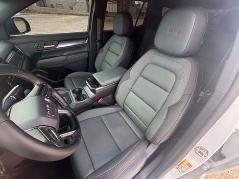 Used 2026 GMC Terrain AT4 w/ Convenience Package III image 4