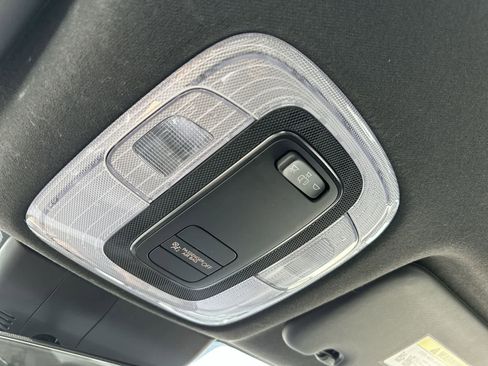 Used 2025 Hyundai Elantra Sport image 17