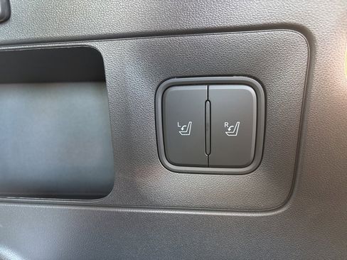 New 2026 Hyundai Ioniq 9 SEL w/ Tow & Go Package image 9