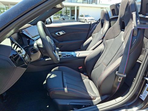 New 2026 BMW Z4 M40i RWD image 9