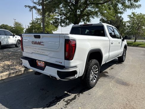 Used 2023 GMC Sierra 1500 AT4 w/ AT4 Preferred Package AWD/4WD image 7