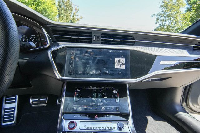 Used 2021 Audi RS 7 Sportback AWD/4WD image 22