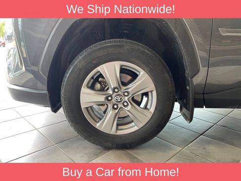 Used 2022 Toyota RAV4 XLE w/ Convenience Package AWD/4WD image 18