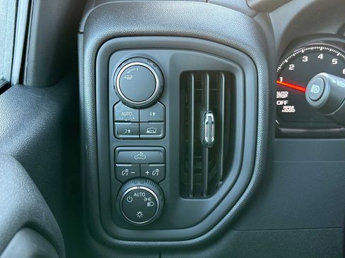 New 2026 Chevrolet Silverado 1500 W/T image 24