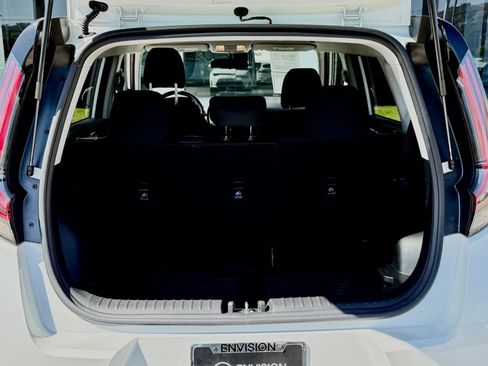 Used 2025 Kia Soul LX FWD image 21