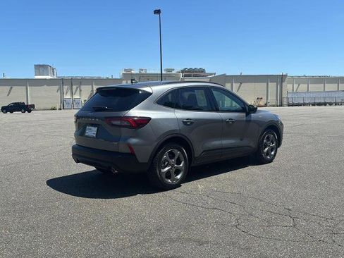 Certified 2025 Ford Escape ST-Line w/ Equipment Group 301A image 5