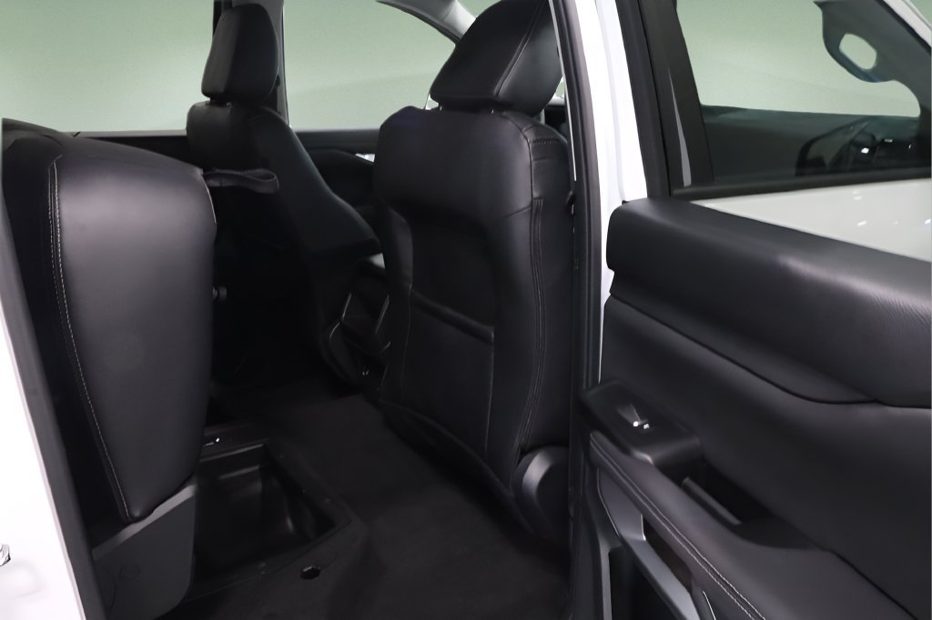 Used 2024 Ford Ranger Lariat w/ Advanced Towing Package AWD/4WD image 17