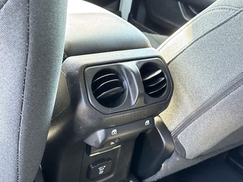 Used 2024 Jeep Wrangler Sahara image 25