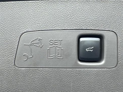 Used 2022 Lincoln Corsair Reserve w/ Equipment Group 201A image 14