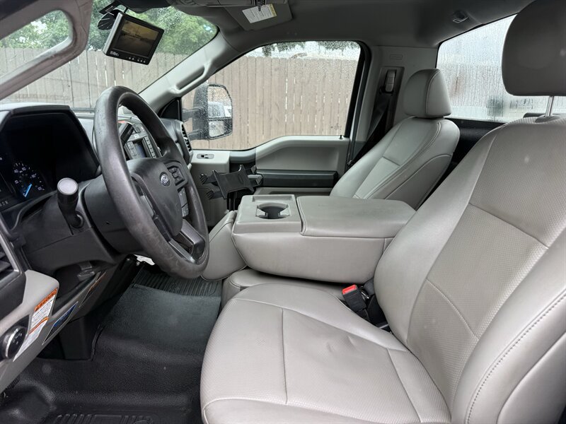 Used 2021 Ford F550 4x4 Regular Cab Super Duty image 21