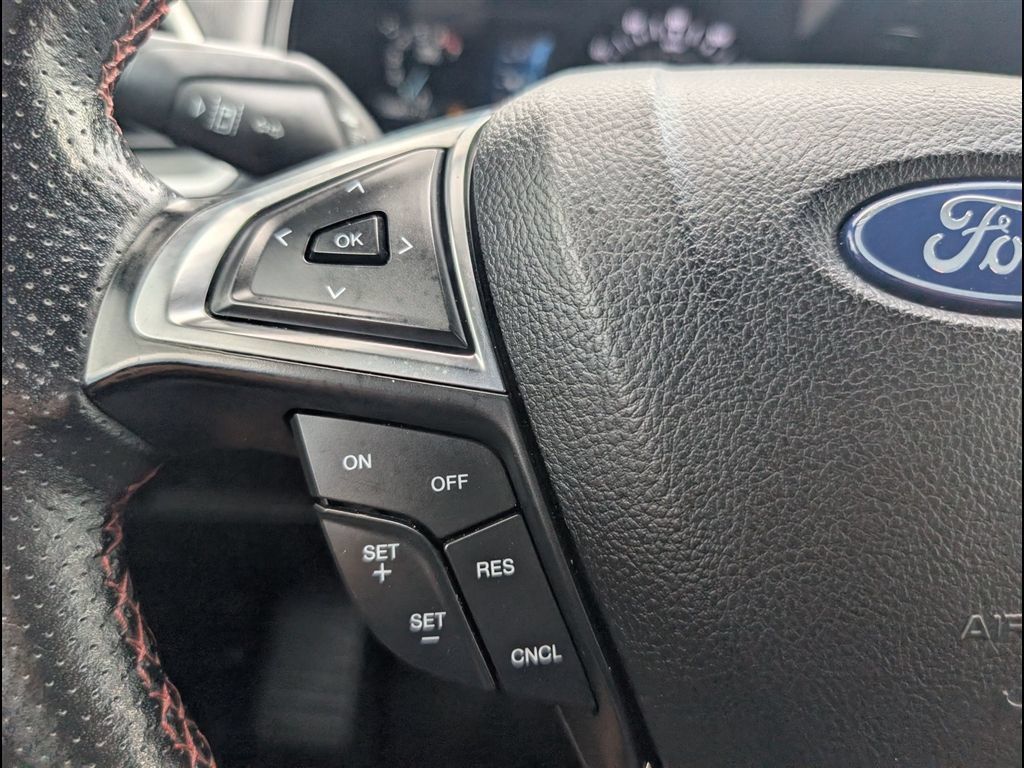 Used 2023 Ford Edge ST-Line AWD/4WD image 20