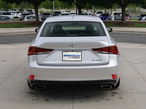 Used 2020 Lexus IS 300 w/ Accessory Package 2 image 8