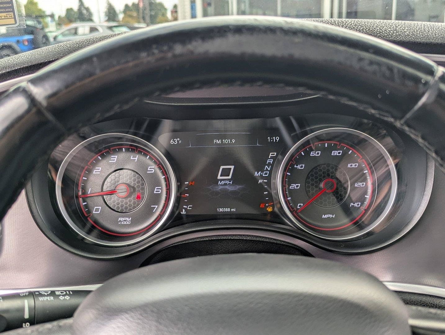 Used 2019 Dodge Charger SXT RWD image 14