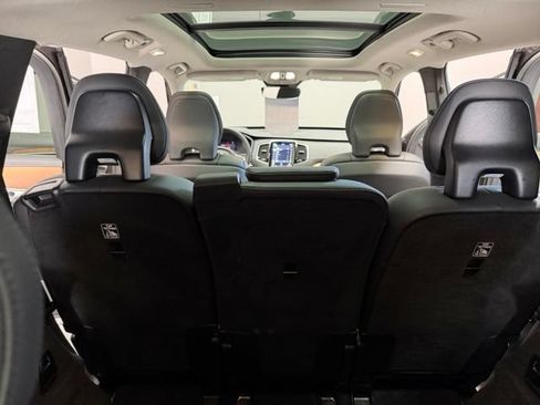 Used 2023 Volvo XC90 B6 Plus w/ Protection Package Premier AWD/4WD image 32