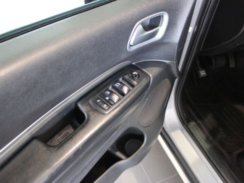 Used 2019 Dodge Durango SXT w/ 3rd Row Seating Group AWD/4WD image 29