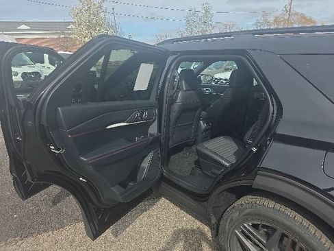 New 2026 Ford Explorer ST-Line w/ ST-Line Street Pack AWD/4WD image 42