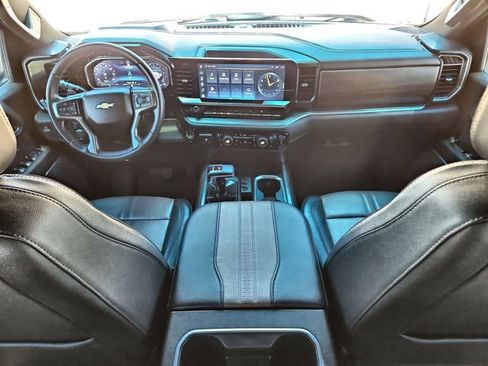 Used 2023 Chevrolet Silverado 1500 High Country w/ High Country Premium Package AWD/4WD image 25