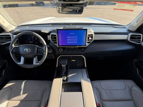 Used 2024 Toyota Sequoia Limited AWD/4WD image 19