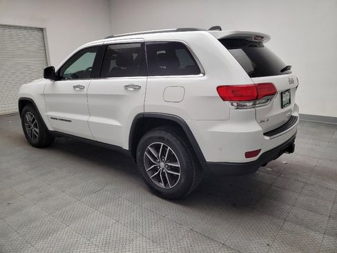 Used 2018 Jeep Grand Cherokee Limited image 3
