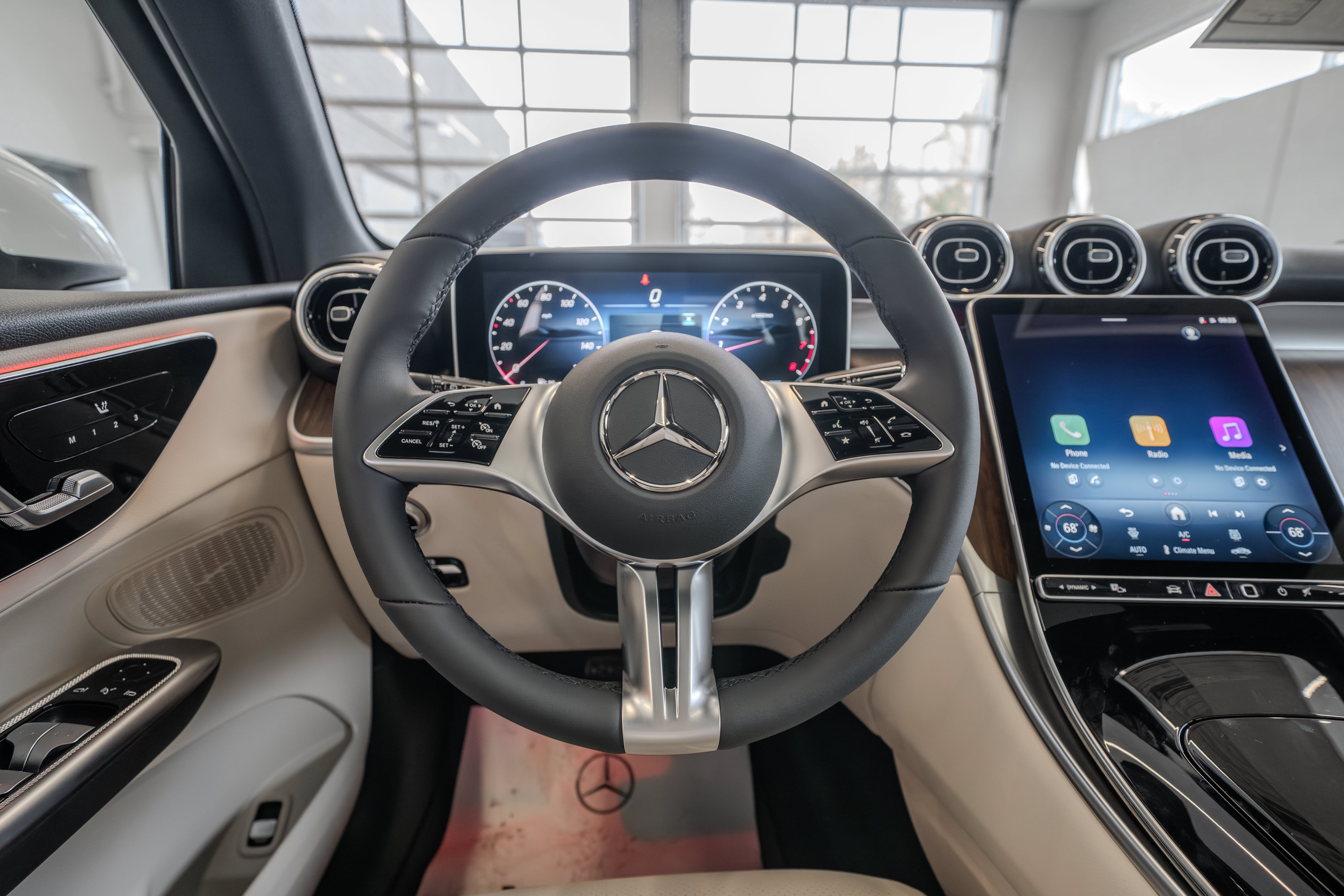Certified 2026 Mercedes-Benz GLC 300 4MATIC image 9