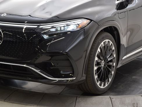 New 2026 Mercedes-Benz EQS 550 4MATIC SUV image 11
