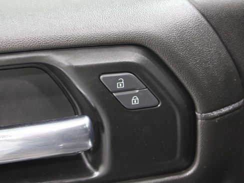 Used 2022 Chevrolet Silverado 1500 LT Trail Boss w/ Safety Package AWD/4WD image 8
