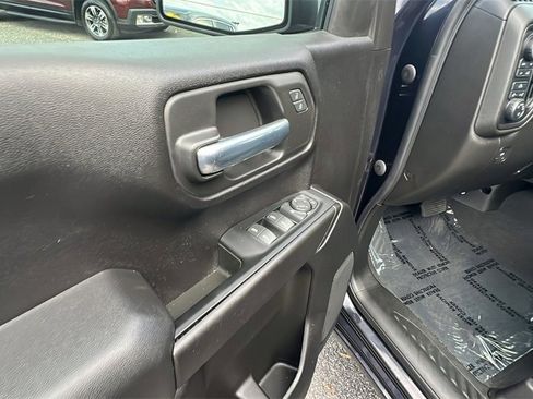 Certified 2022 Chevrolet Silverado 1500 Custom w/ LPO, Dark Essentials Package image 11