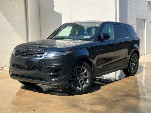 Used 2025 Land Rover Range Rover Sport AWD/4WD image 1